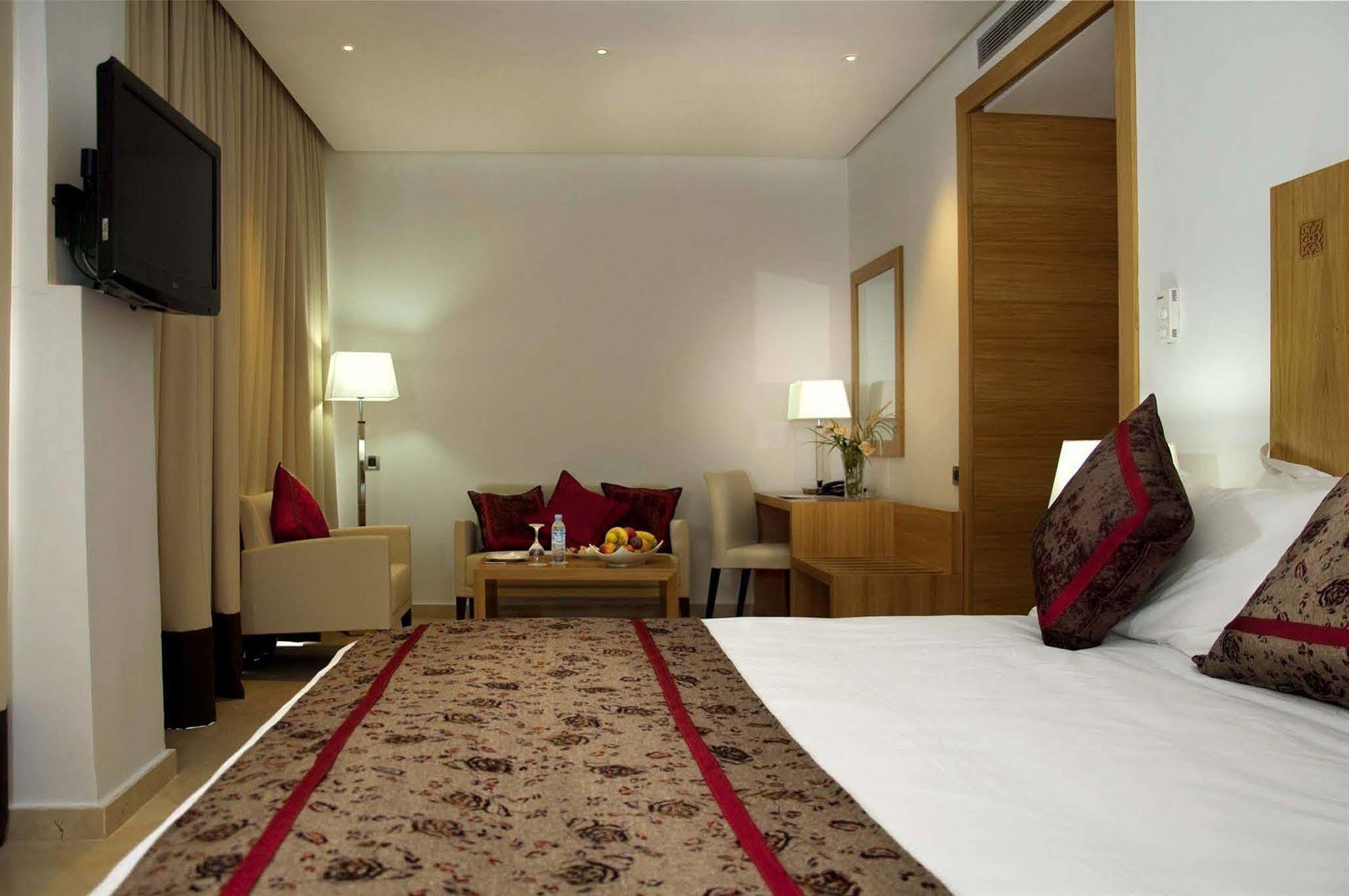 Suites Hotel Mohammed V By Accor Al Hoceïma Exterior foto